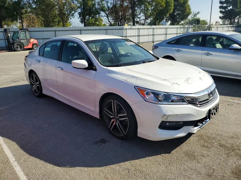 2016 Honda Accord VIN 1HGCR2F57GA056962 фото 4
