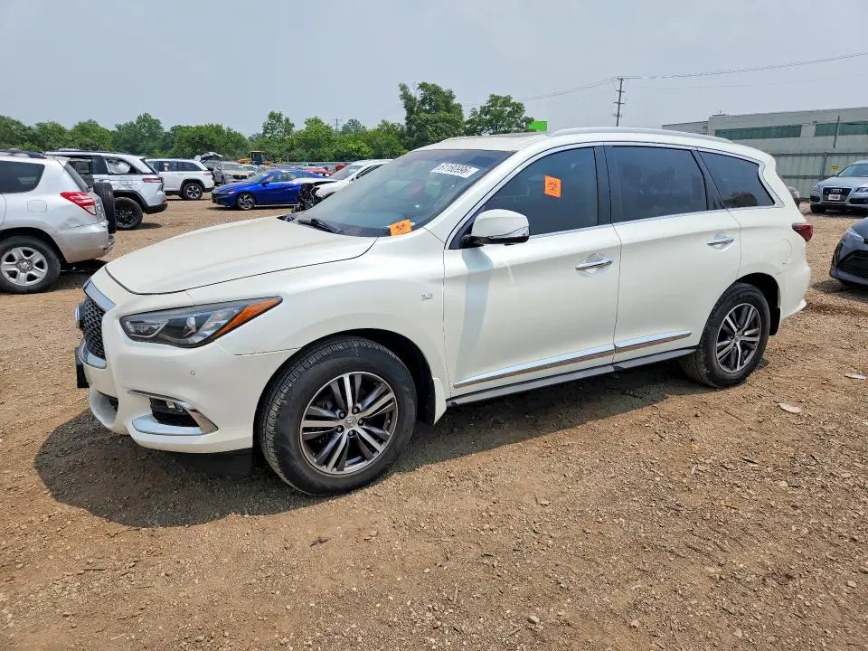5N1DL0MM1HC515049 — 2017 Infiniti QX60, Мелкие вмятины и царапины, фото до ремонта