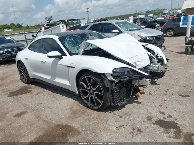 WP0AB2Y15RSA35693 — 2024 Porsche Taycan 4S, Передняя часть (Front End), фото до ремонта