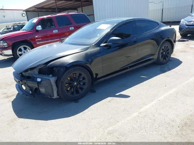 2014 Tesla Model S P85 VIN 5YJSA1H15EFP34795 фото 2