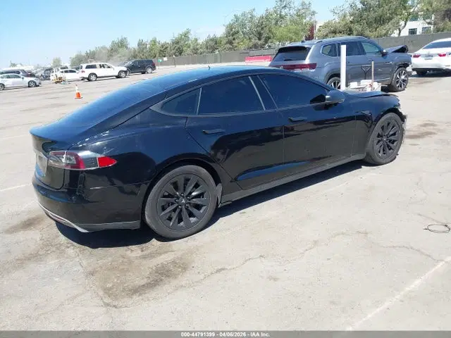 2014 Tesla Model S P85 VIN 5YJSA1H15EFP34795 фото 4