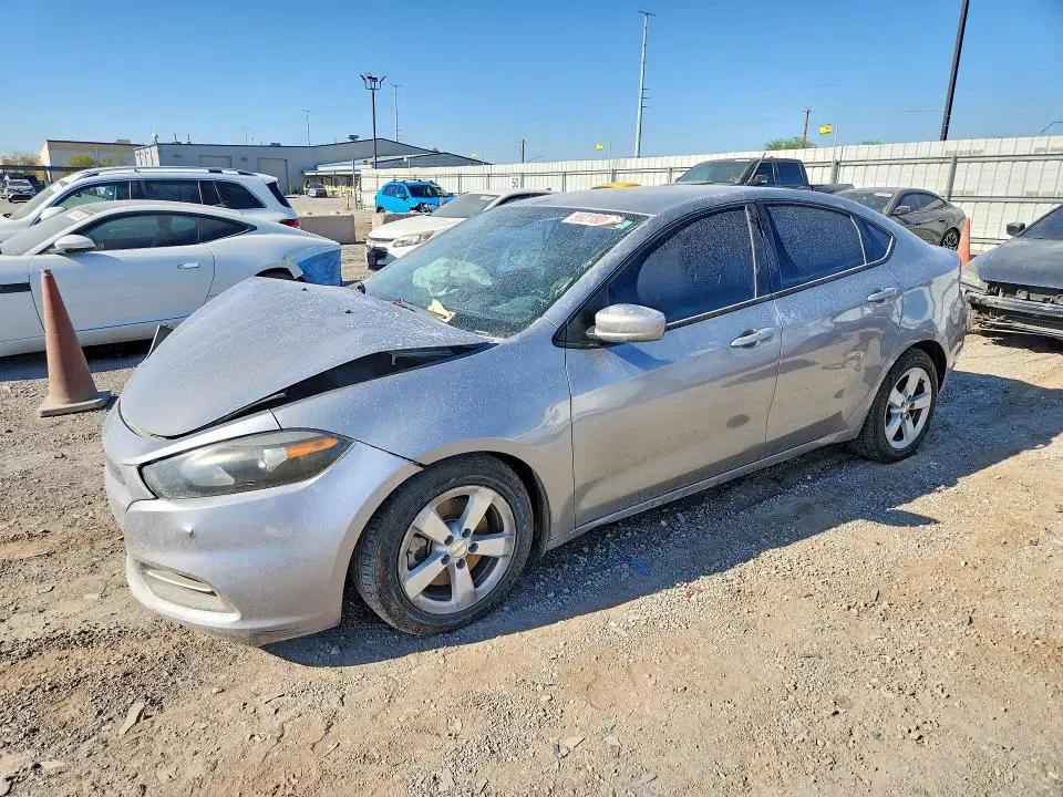 1C3CDFBA1GD635049 — 2016 Dodge Dart, Front End, фото до ремонта