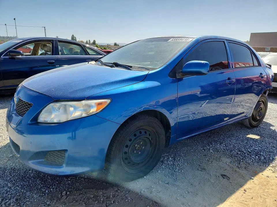 1NXBU4EE7AZ334637 — 2010 Toyota Corolla, Задняя часть (Rear End), фото до ремонта