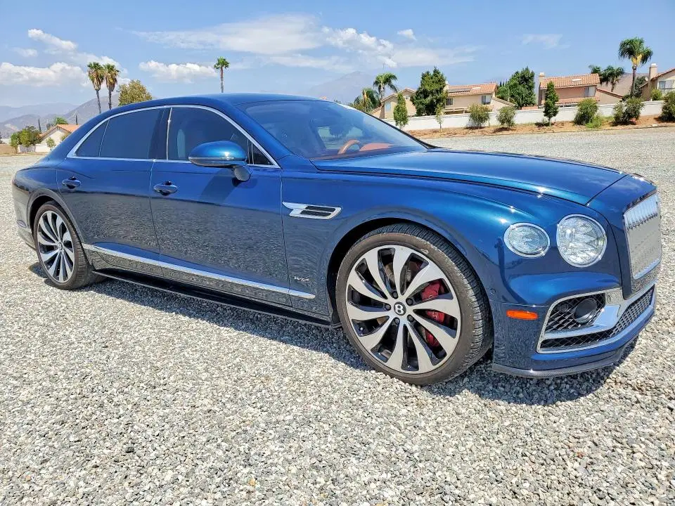 2022 BENTLEY FLYING SPUR VIN SCBBB6ZG2NC092629 фото 4
