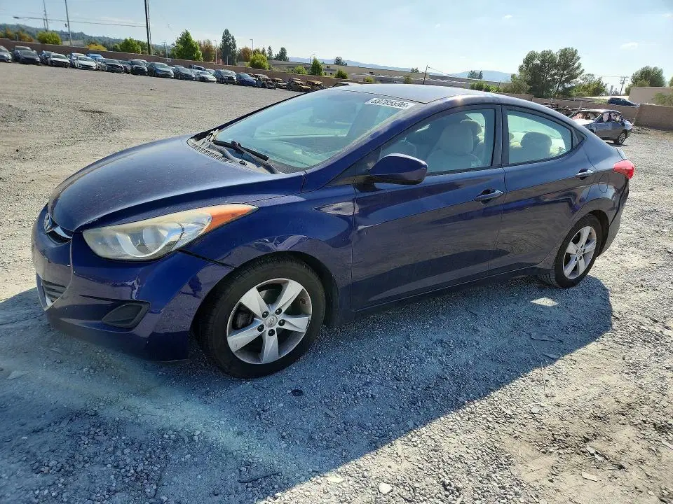 5NPDH4AE6DH387691 — 2013 Hyundai Elantra, Задняя часть (Rear End), фото до ремонта