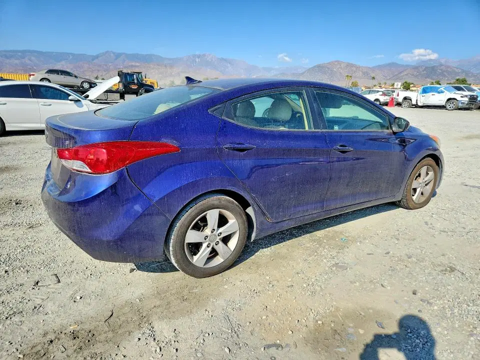 2013 HYUNDAI ELANTRA VIN 5NPDH4AE6DH387691 фото 3