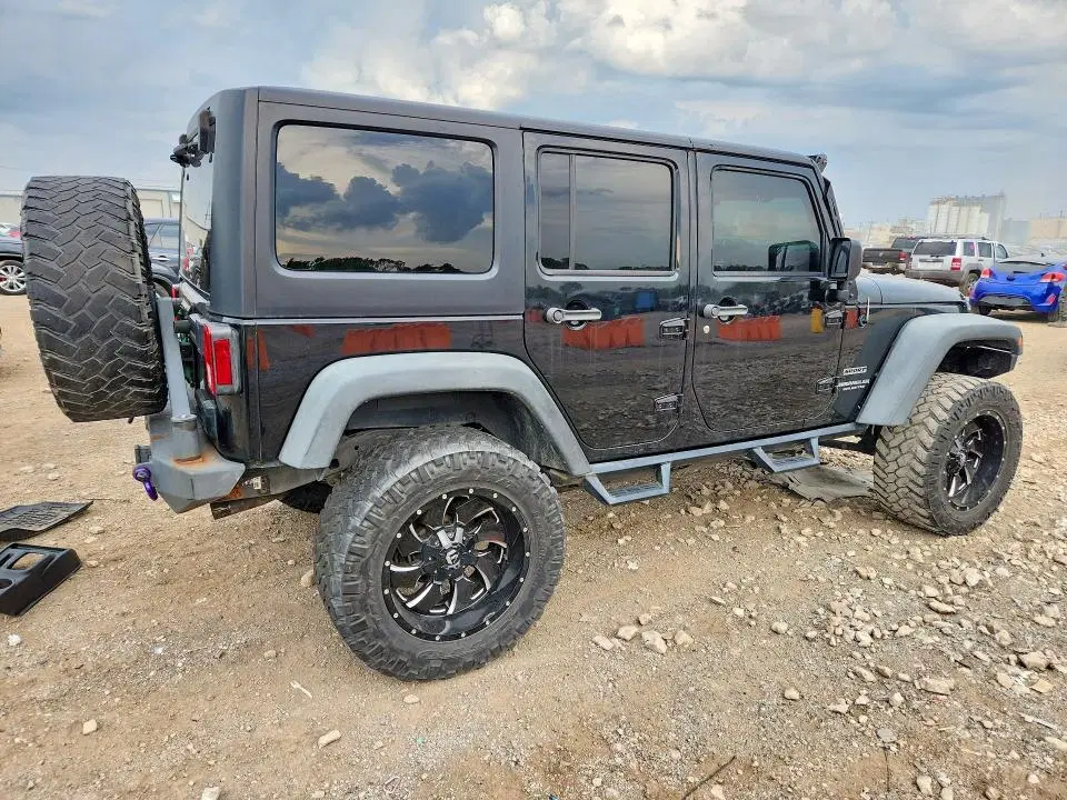 2015 JEEP WRANGLER UNLIMITED VIN 1C4HJWDG1FL521889 фото 3