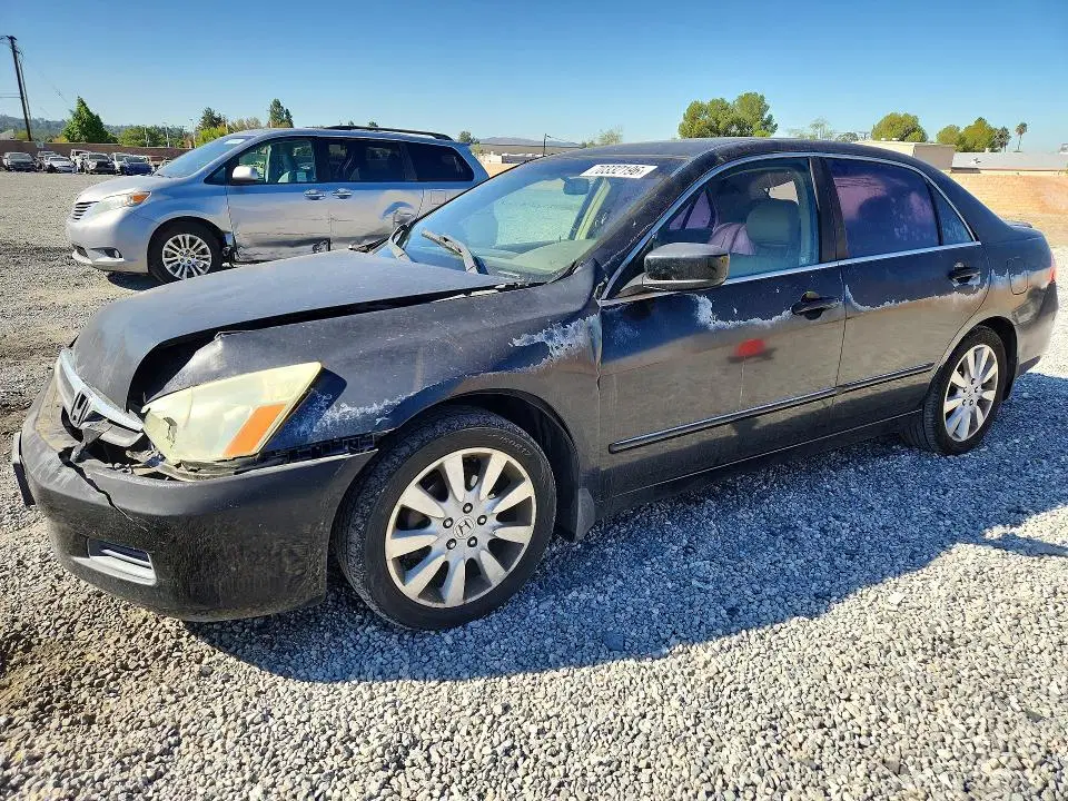 1HGCM66597A071100 — 2007 Honda Accord, Передняя часть (Front End), фото до ремонта