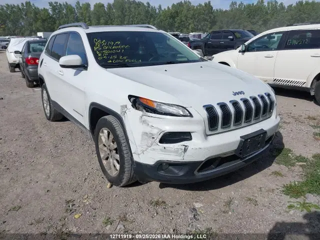 1C4PJMDB2FW501041 — 2015 Jeep Cherokee Limited, Передняя часть, фото до ремонта