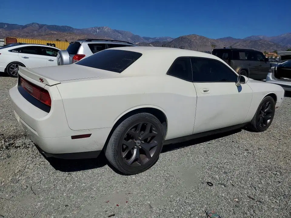 2010 DODGE CHALLENGER VIN 2B3CJ5DT4AH174521 фото 3