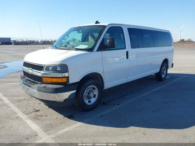 2018 Chevrolet Express 3500 Lt VIN 1GAZGPFGXJ1304277 фото 2