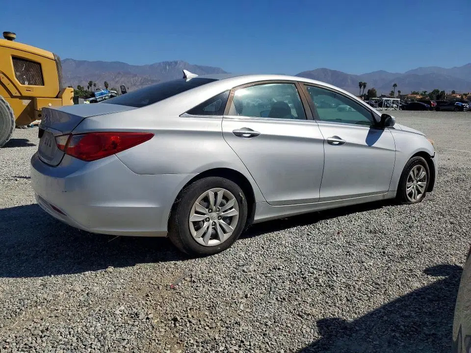 2013 HYUNDAI SONATA VIN 5NPEB4AC8BH110395 фото 4