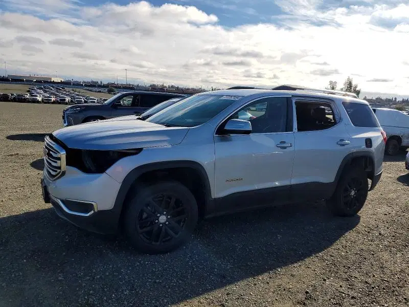1GKKNMLA4JZ119256 — 2018 GMC Acadia SLT, Подтопление (Water/Flood), фото до ремонта