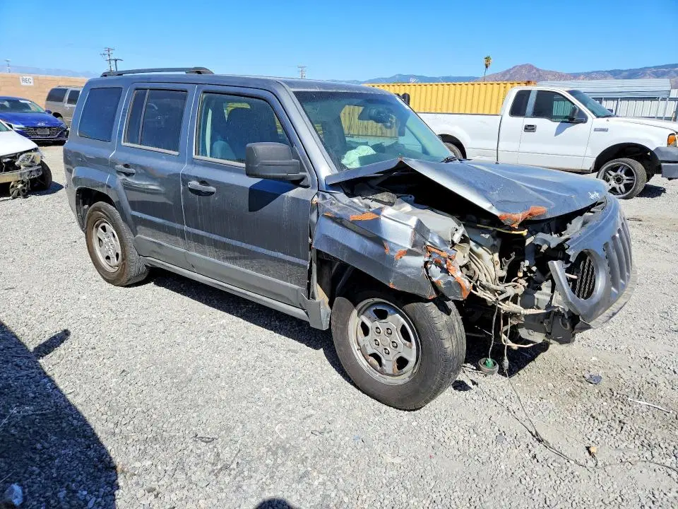 2013 JEEP PATRIOT VIN 1C4NJPBA0DD108912 фото 4