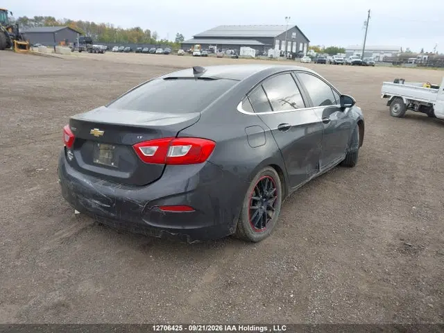 2017 Chevrolet CRUZE LT VIN 1G1BE5SM8H7158816 фото 4