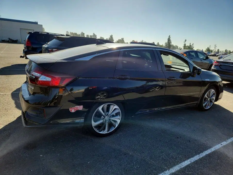 2018 Honda Clarity VIN JHMZC5F37JC004848 фото 3