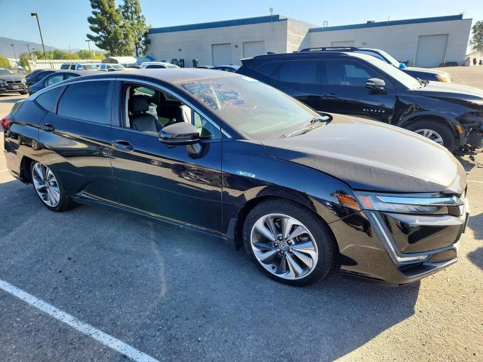 2018 Honda Clarity VIN JHMZC5F37JC004848 фото 4