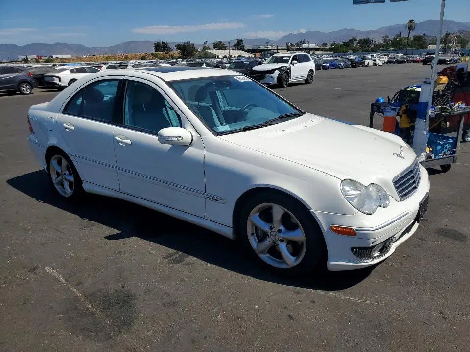 2005 MERCEDES-BENZ C VIN WDBRF40J55A707956 фото 4