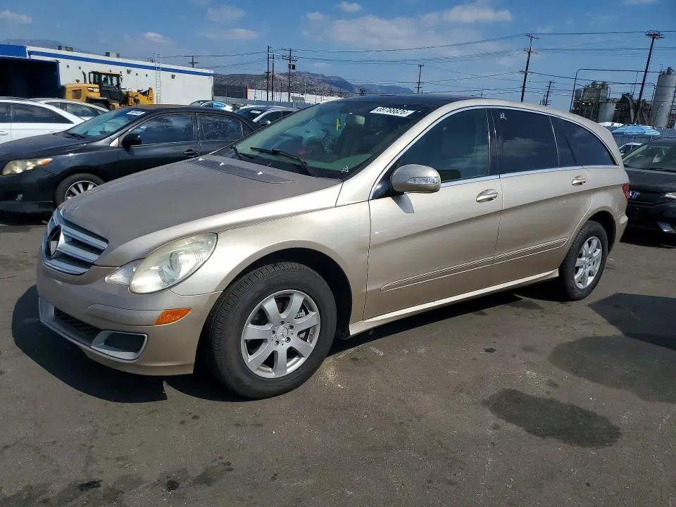 4JGCB65E47A038345 — 2007 Mercedes-Benz R, Мелкие вмятины и царапины (Minor Dent/Scratches), фото до ремонта
