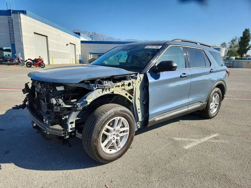 1FMUK7DH9SGC56146 — 2025 Ford Explorer, Передняя часть (Front End), фото до ремонта