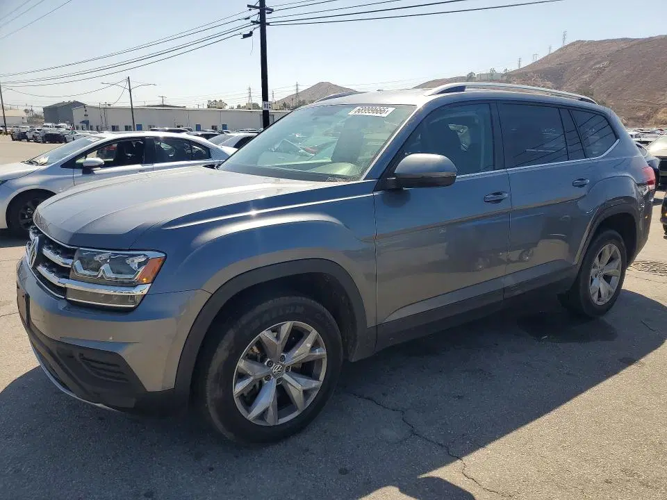1V2AP2CA1JC594239 — 2018 Volkswagen Atlas, Боковая часть (Side), фото до ремонта