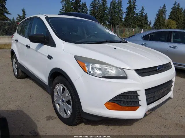 1FMCU0F77EUB99940 — 2014 Ford Escape S, Естественный износ, фото до ремонта