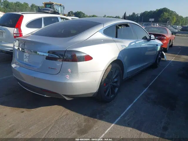 2015 Tesla Model S 70d/85d/p85d VIN 5YJSA1H21FFP73300 фото 4