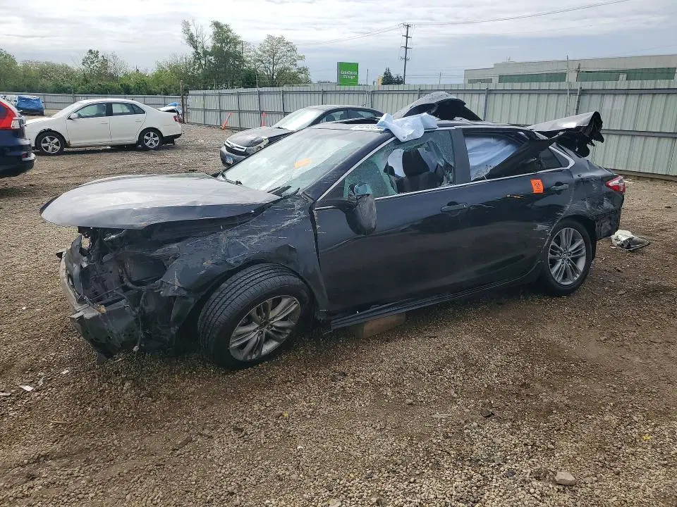 4T1BF1FK5HU282660 — 2017 Toyota Camry, Опрокидывание, фото до ремонта