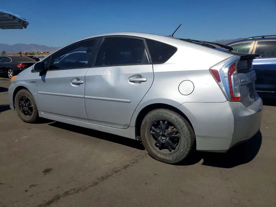 2013 TOYOTA PRIUS VIN JTDKN3DU3D5628507 фото 2