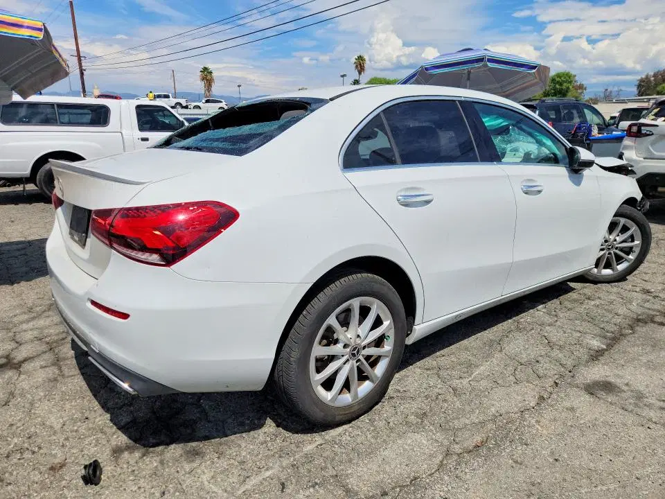 2020 Mercedes-Benz A VIN WDD3G4EB3LW038453 фото 3