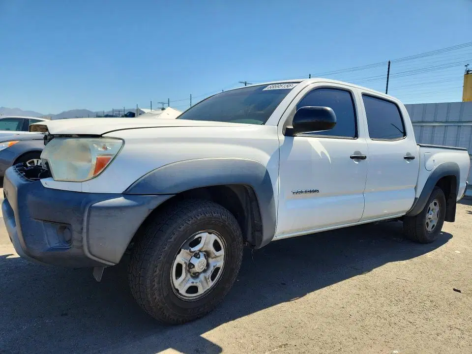 5TFJX4CN2CX014590 — 2012 Toyota Tacoma, Передняя часть (Front End), фото до ремонта
