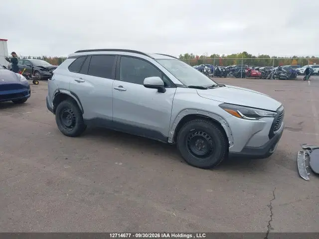 7MUBAABG7PV060246 — 2023 Toyota Corolla Cross LE, Задняя часть слева (Left Rear), фото до ремонта