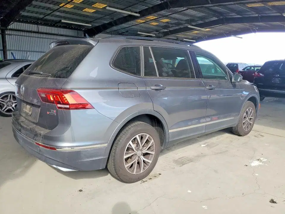 2018 Volkswagen Tiguan VIN 3VV2B7AX5JM197903 фото 3