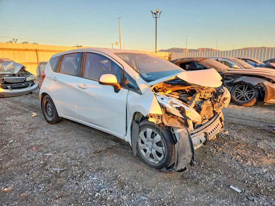 2014 Nissan VERSA NOTE VIN 3N1CE2CP8EL386439 фото 4