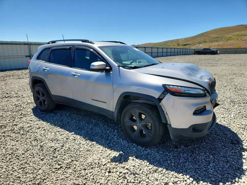 2016 Jeep Cherokee VIN 1C4PJMCS9GW191540 фото 4