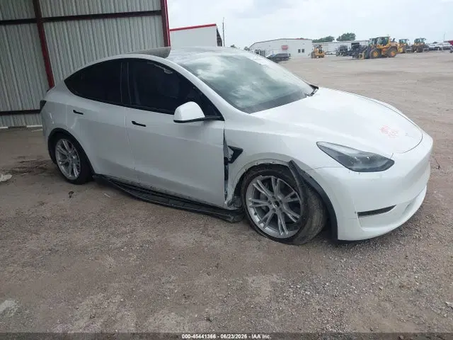 7SAYGDED7RF055032 — 2024 Tesla Model Y Long Range Single Motor Rear-Wheel Drive/RWD, Задняя часть (Rear), фото до ремонта