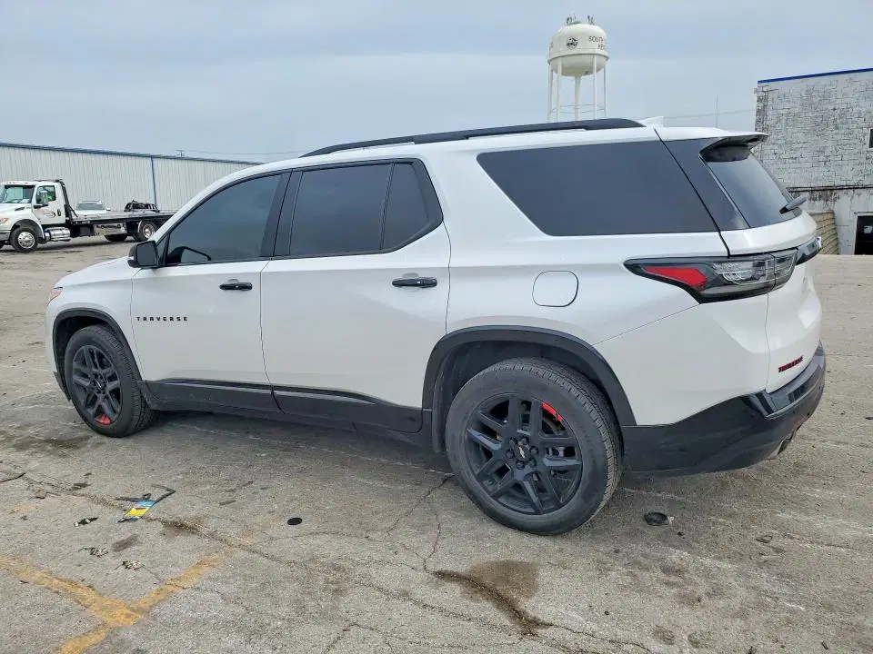 2021 CHEVROLET TRAVERSE VIN 1GNEVKKW7MJ269690 фото 2