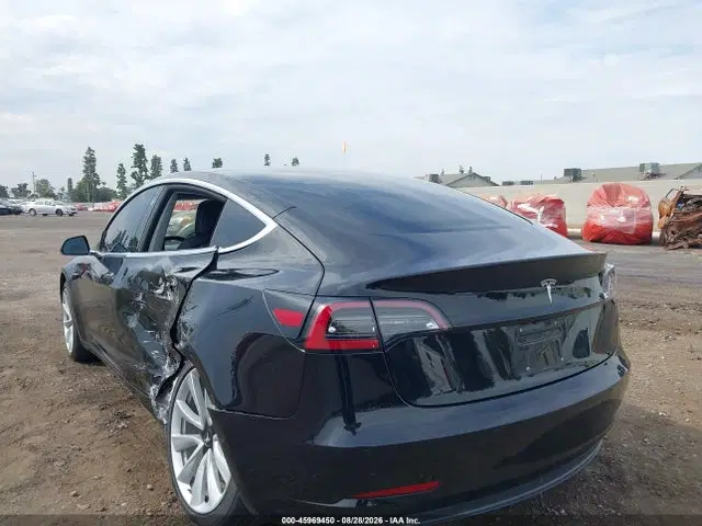 2018 Tesla Model 3 Long Range/mid Range VIN 5YJ3E1EA1JF071068 фото 3