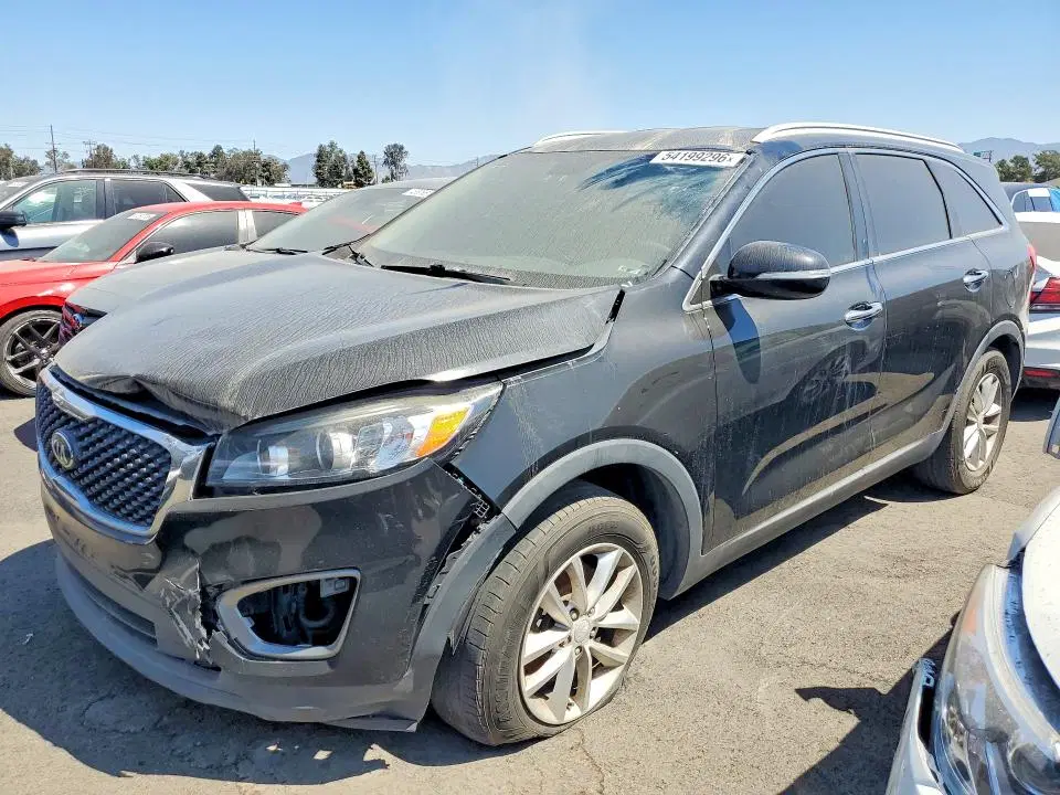 5XYPG4A38GG093574 — 2016 Kia Sorento, Передняя часть (Front End), фото до ремонта