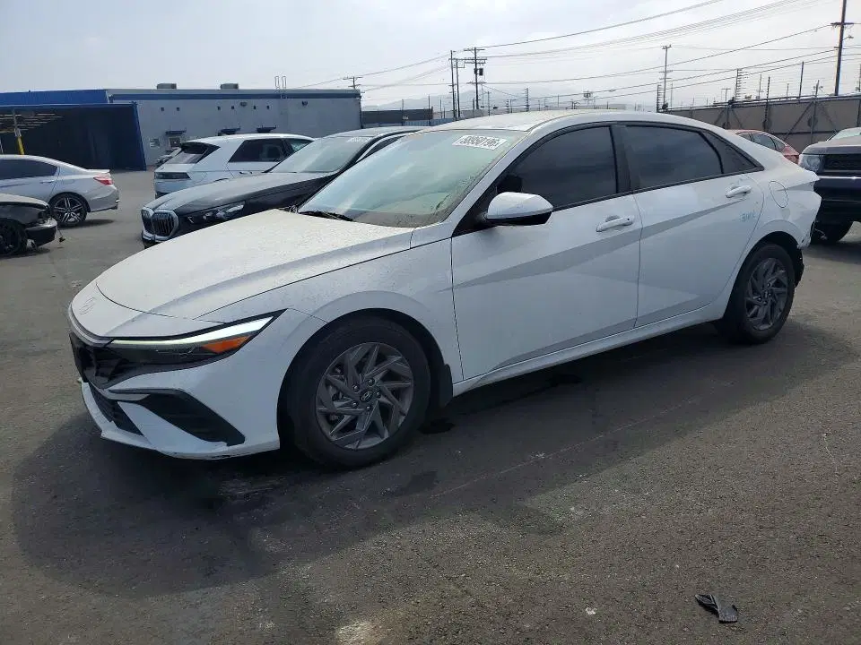 KMHLM4DJ1RU115980 — 2024 Hyundai Elantra, Задняя часть (Rear End), фото до ремонта