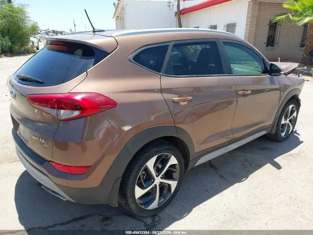 2017 Hyundai Tucson Sport VIN KM8J33A28HU461167 фото 4