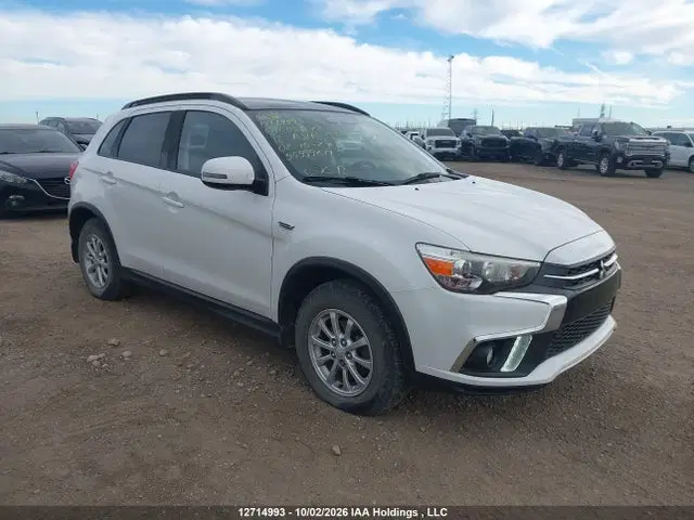 JA4AJ4AW0JZ605672 — 2018 Mitsubishi Rvr GT/SE Anniversary Edition/SE Limited Edition, Град (Hail), фото до ремонта