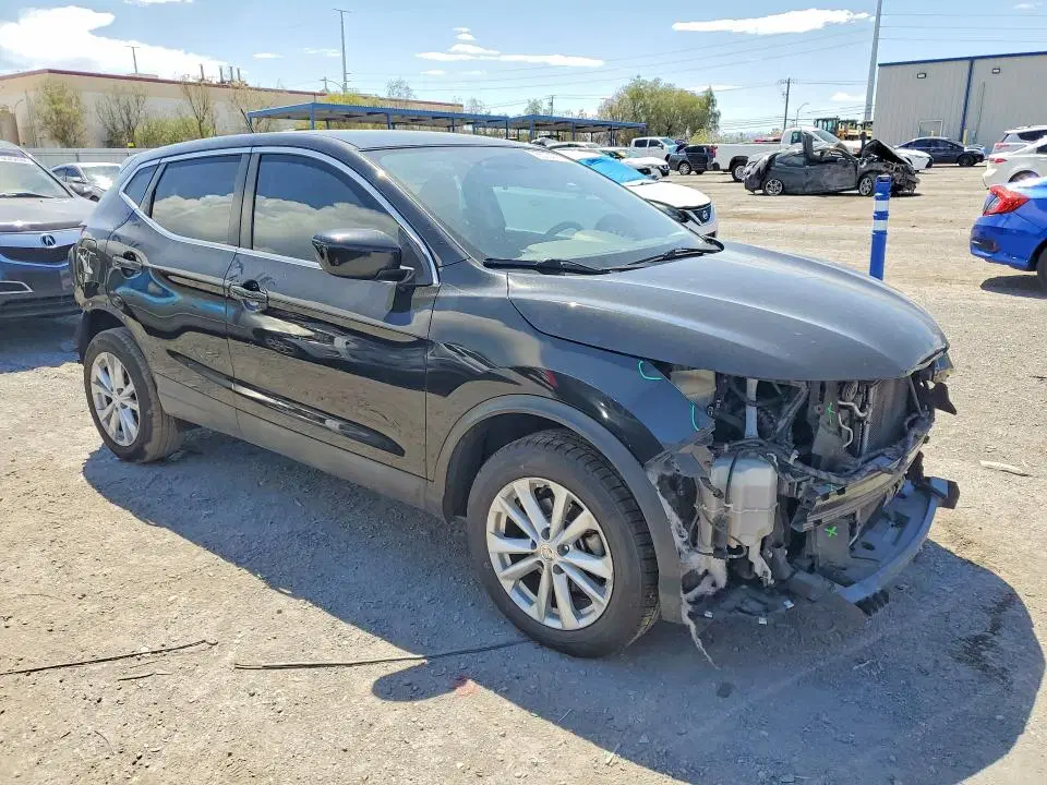 2017 Nissan ROGUE SPORT VIN JN1BJ1CP3HW031212 фото 4