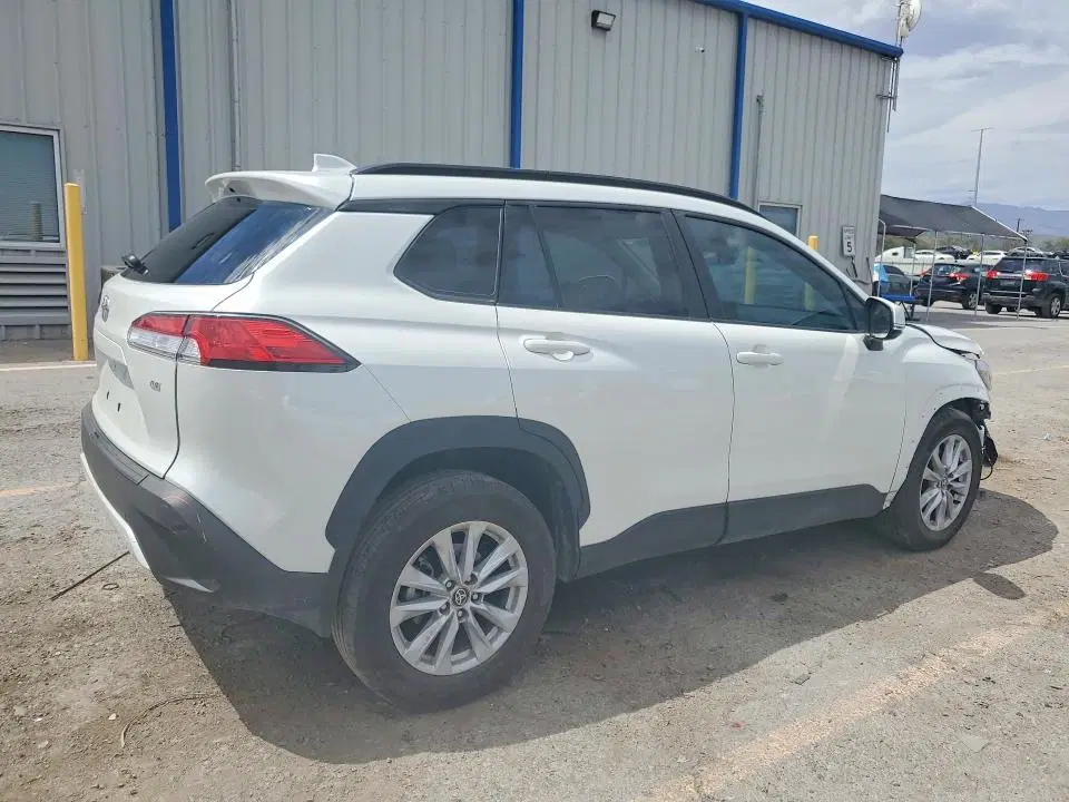 2023 Toyota Corolla Cross VIN 7MUCAAAG1PV045571 фото 3