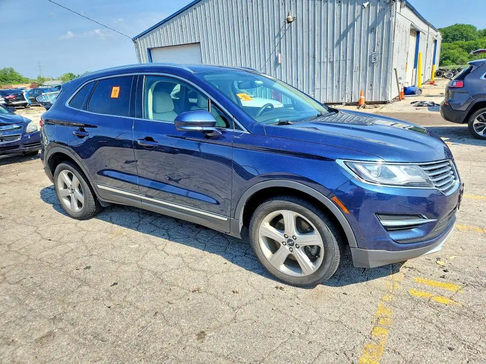 2017 LINCOLN MKC VIN 5LMCJ1D97HUL50246 фото 4