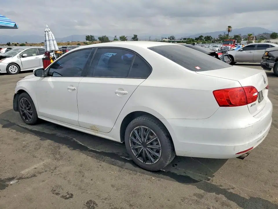 2011 VOLKSWAGEN JETTA VIN 3VWDZ7AJ9BM373915 фото 3