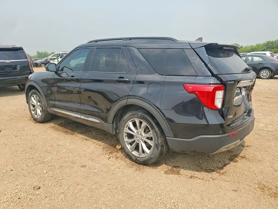 2021 FORD EXPLORER VIN 1FMSK8DH7MGC05812 фото 2