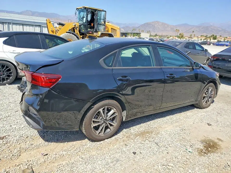 2024 KIA Forte VIN 3KPF24AD6RE759219 фото 3