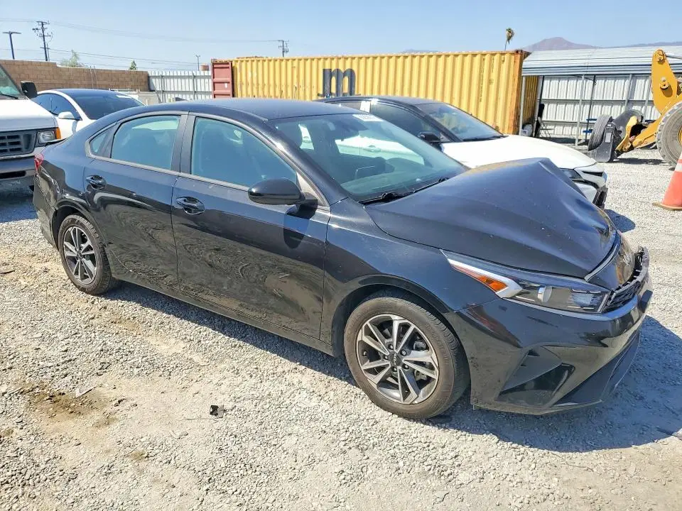 2024 KIA Forte VIN 3KPF24AD6RE759219 фото 4