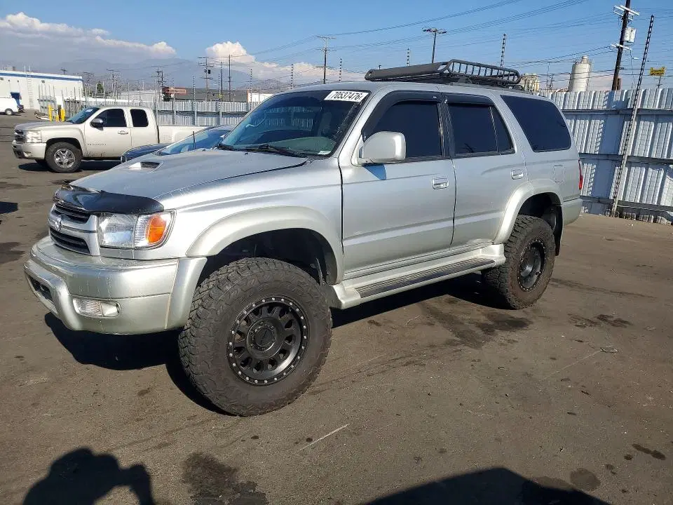 JT3GN86R810209190 — 2001 Toyota 4RUNNER, Боковая часть (Side), фото до ремонта